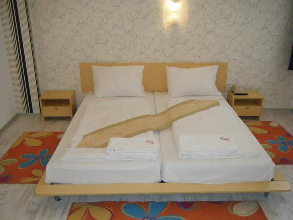 Scotty'S Boutique Hotel Sofia Ngoại thất bức ảnh
